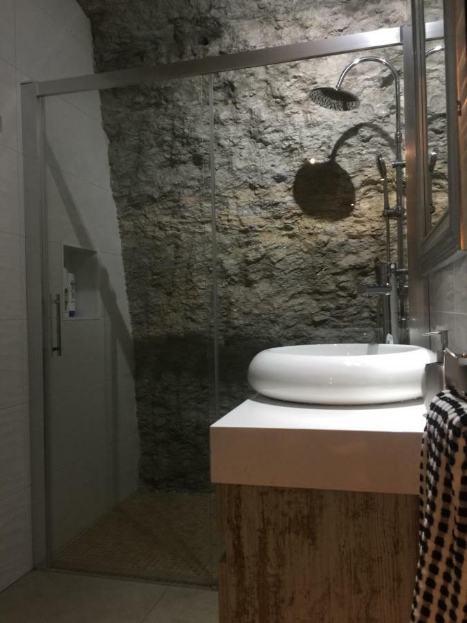 Casa Cueva Un Rincon En La Roca Villa Setenil De Las Bodegas Eksteriør bilde
