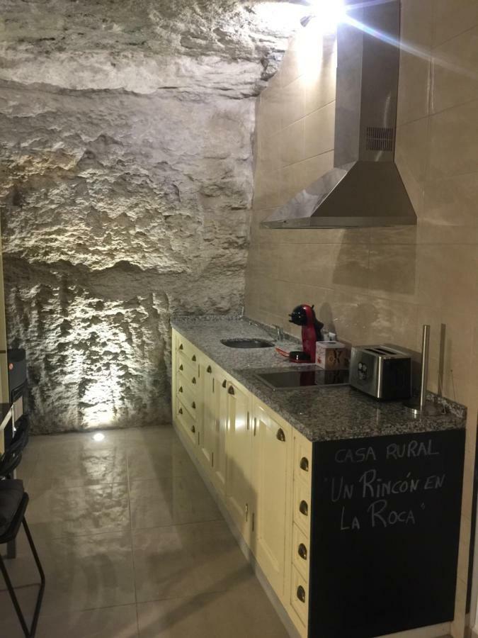 Casa Cueva Un Rincon En La Roca Villa Setenil De Las Bodegas Eksteriør bilde